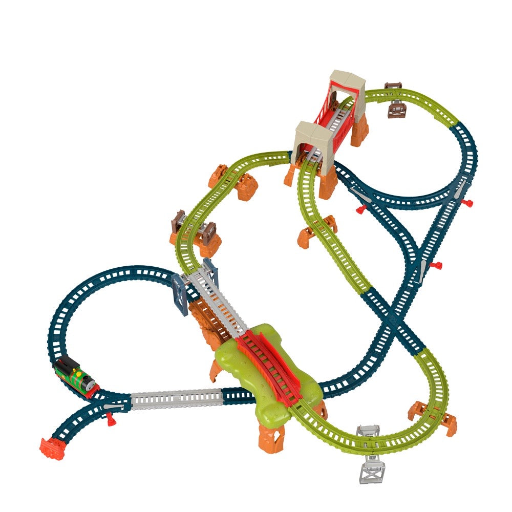 Thomas & Friends Tracker Master Motorized Launch & Loop Maintenance Yard