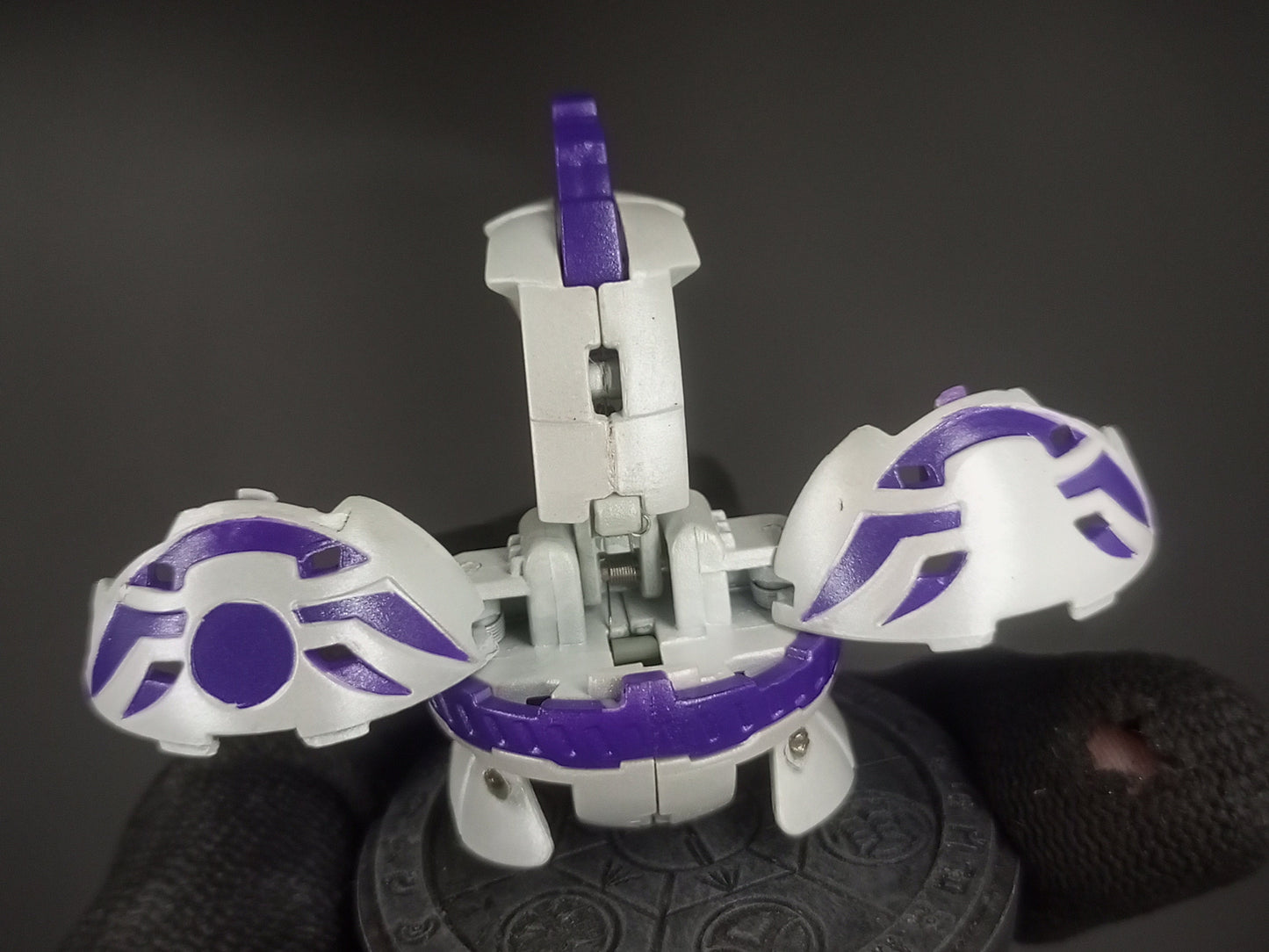 Bakugan Battle Brawlers White Pearl Naga ( Custom Painted As Anime )