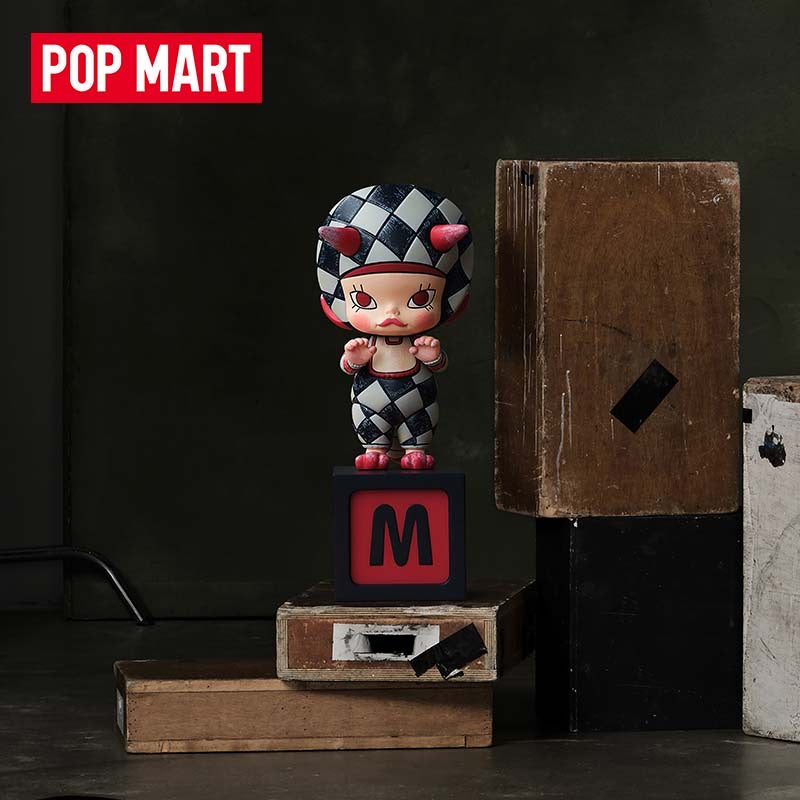 POPMART Molly ANNIVERSARY STATUES CLASSICAL RETRO (Genuine)