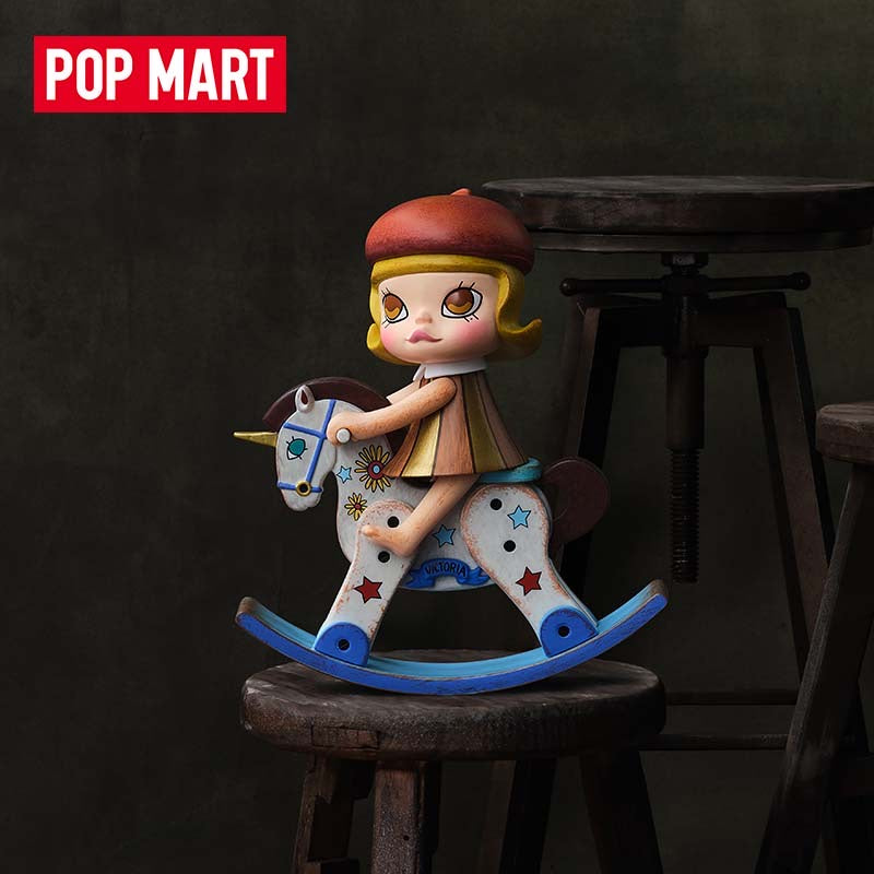 POPMART Molly ANNIVERSARY STATUES CLASSICAL RETRO (Genuine)