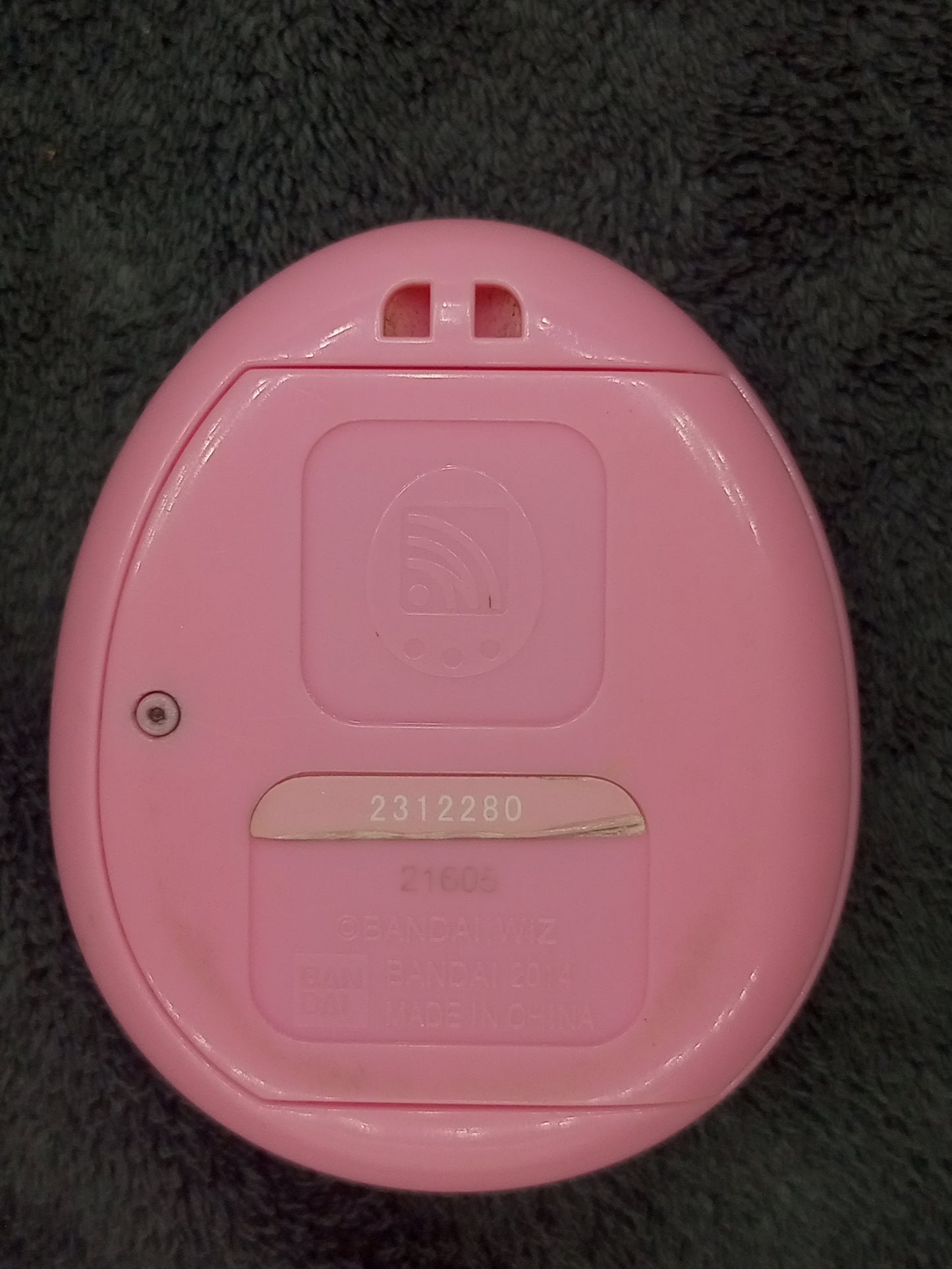 Tamagotchi 4U plus Pink Japan ver. | Bandai | Used ,Display yellowish 3-5% , Custom made | SKU VTVP01160