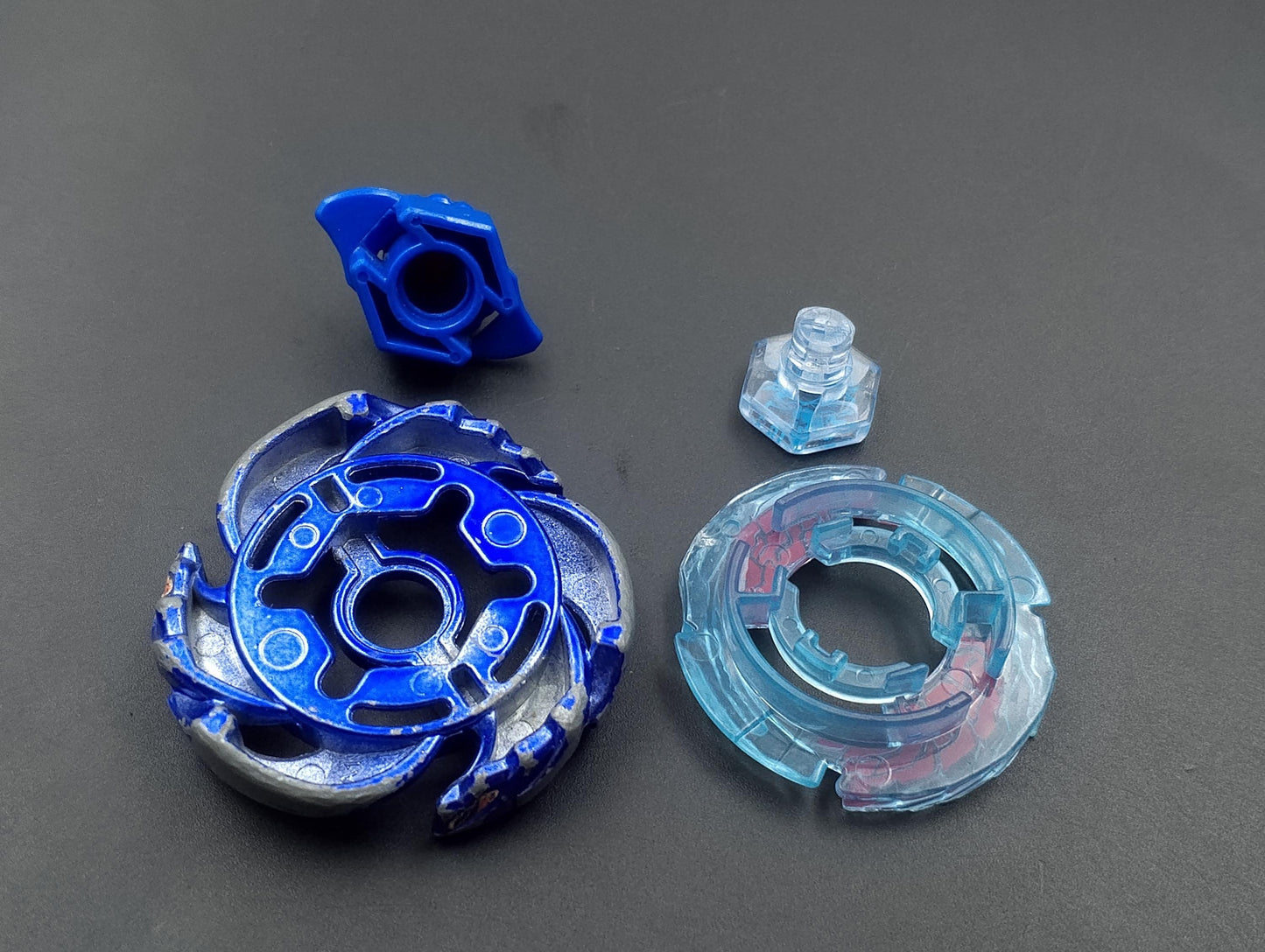 SKU BB03 F84 | Beyblade Metal fight Takara , Blue Pegasus