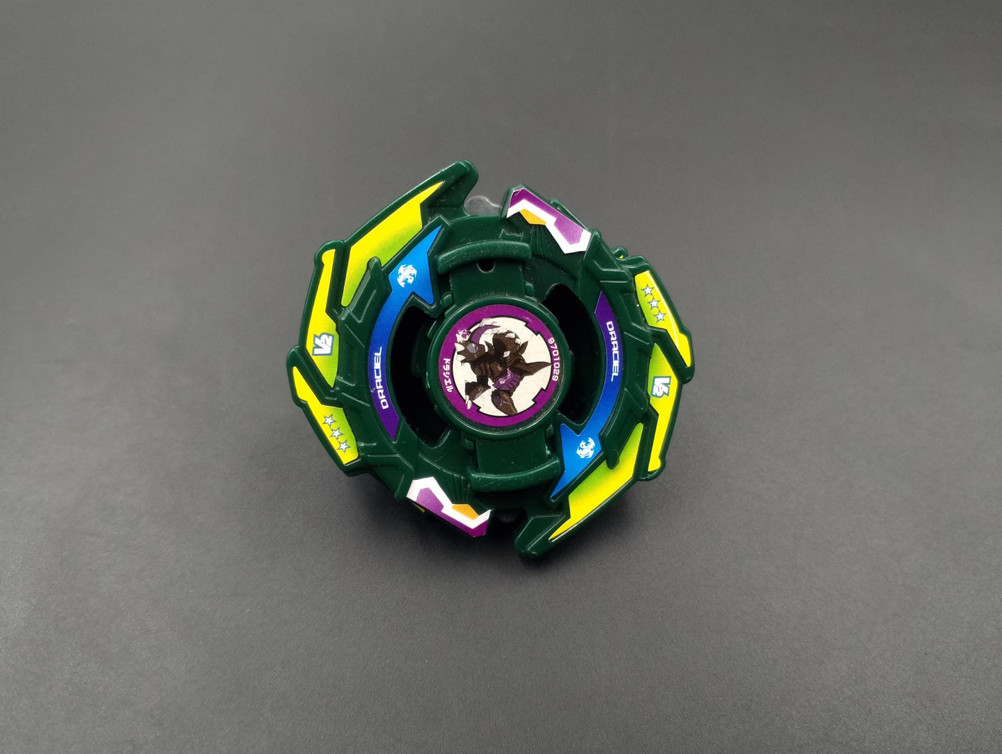 SKU BB02 F185 | Beyblade Takara , Green Draciel V2