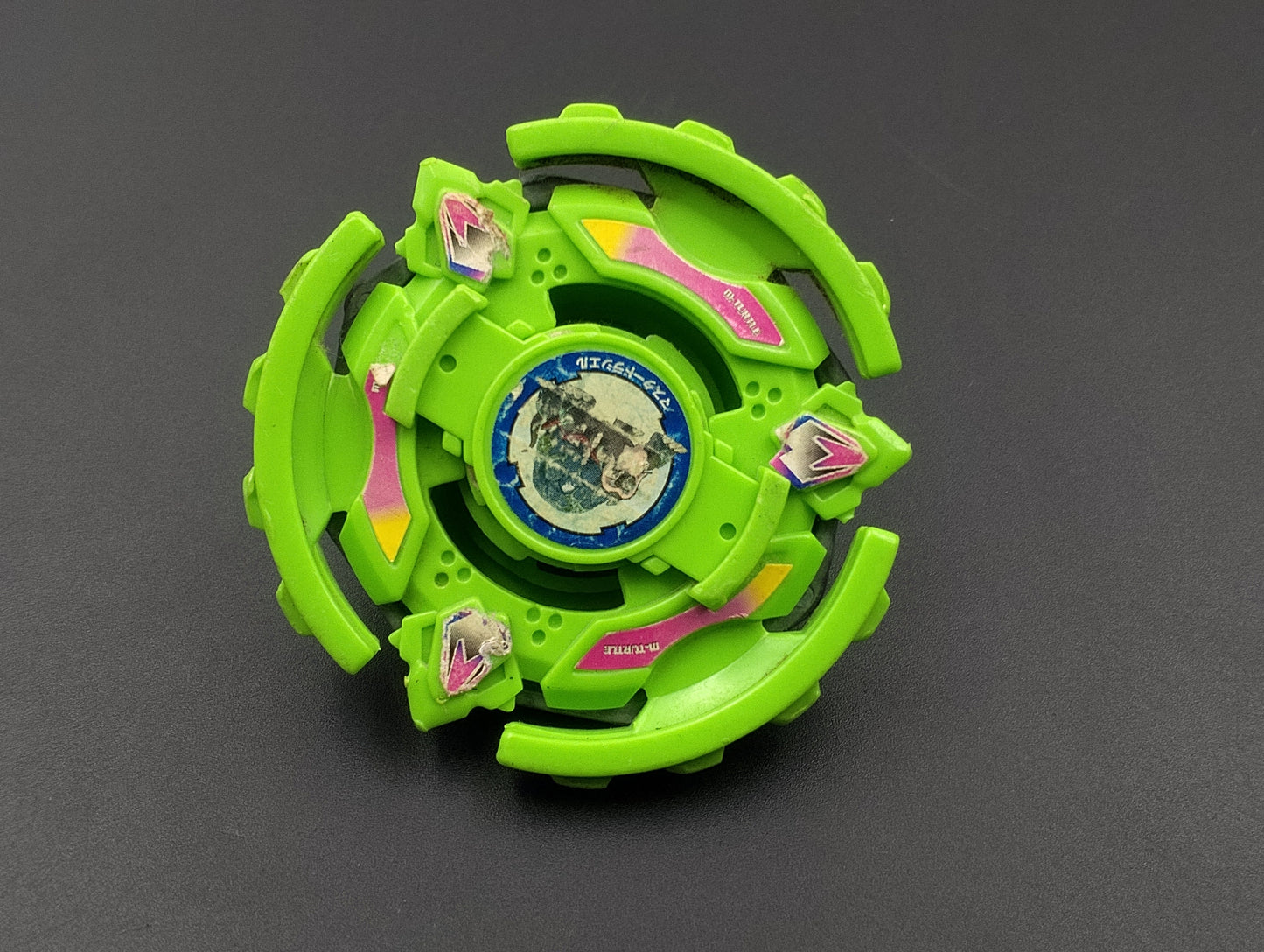 SKU BB2 F74 | Beyblade Takara , Green Master Draciel