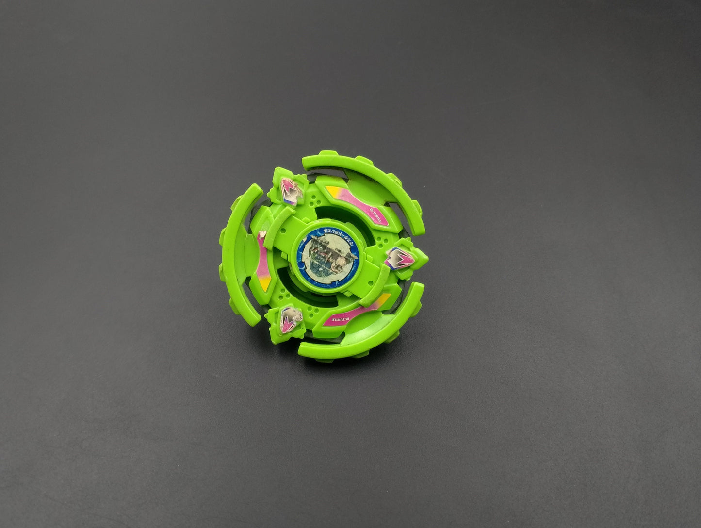 SKU BB2 F74 | Beyblade Takara , Green Master Draciel