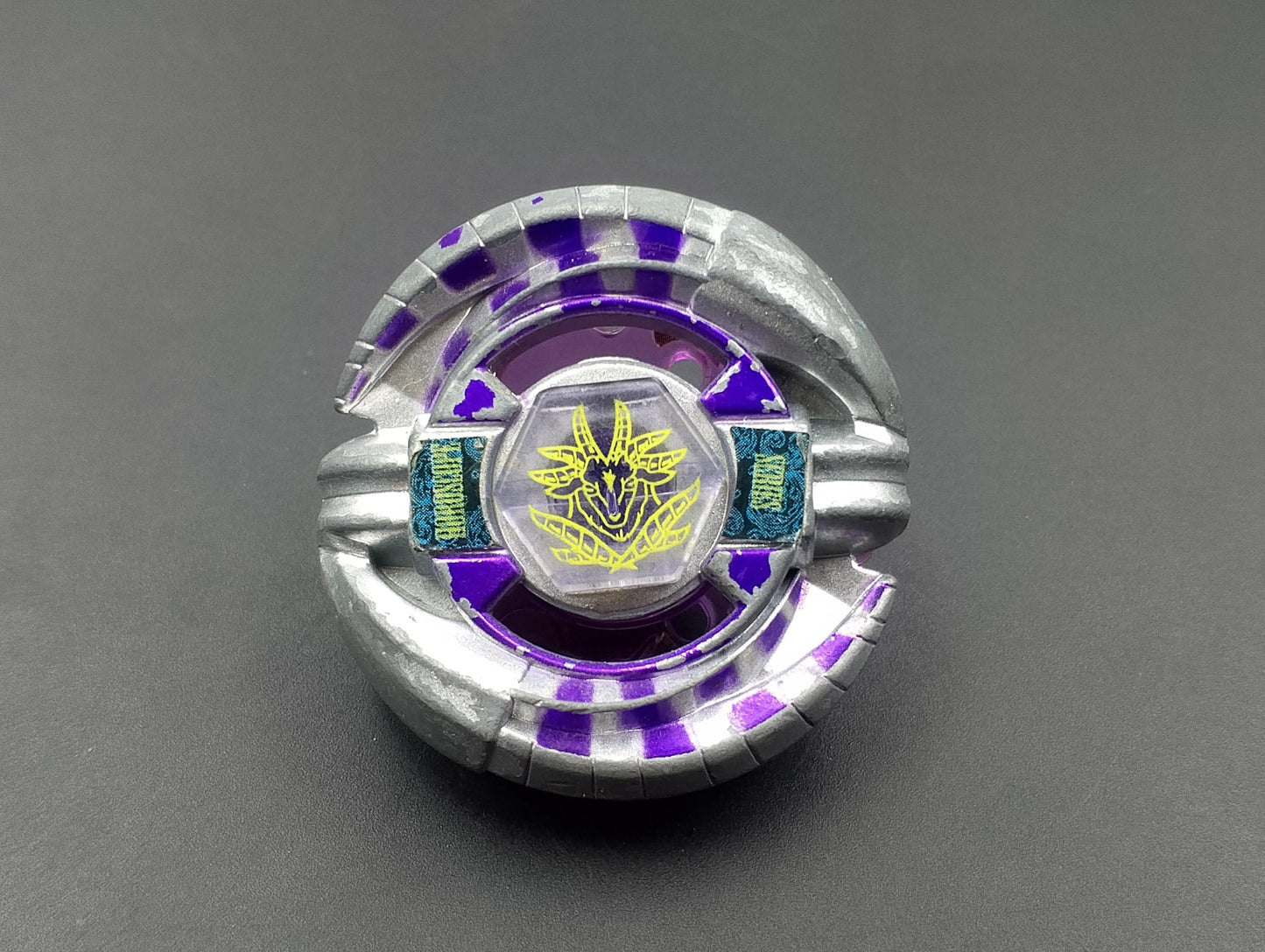 SKU BBM F21 | Beyblade metal fight Takara , Capricorn 100HF Purple