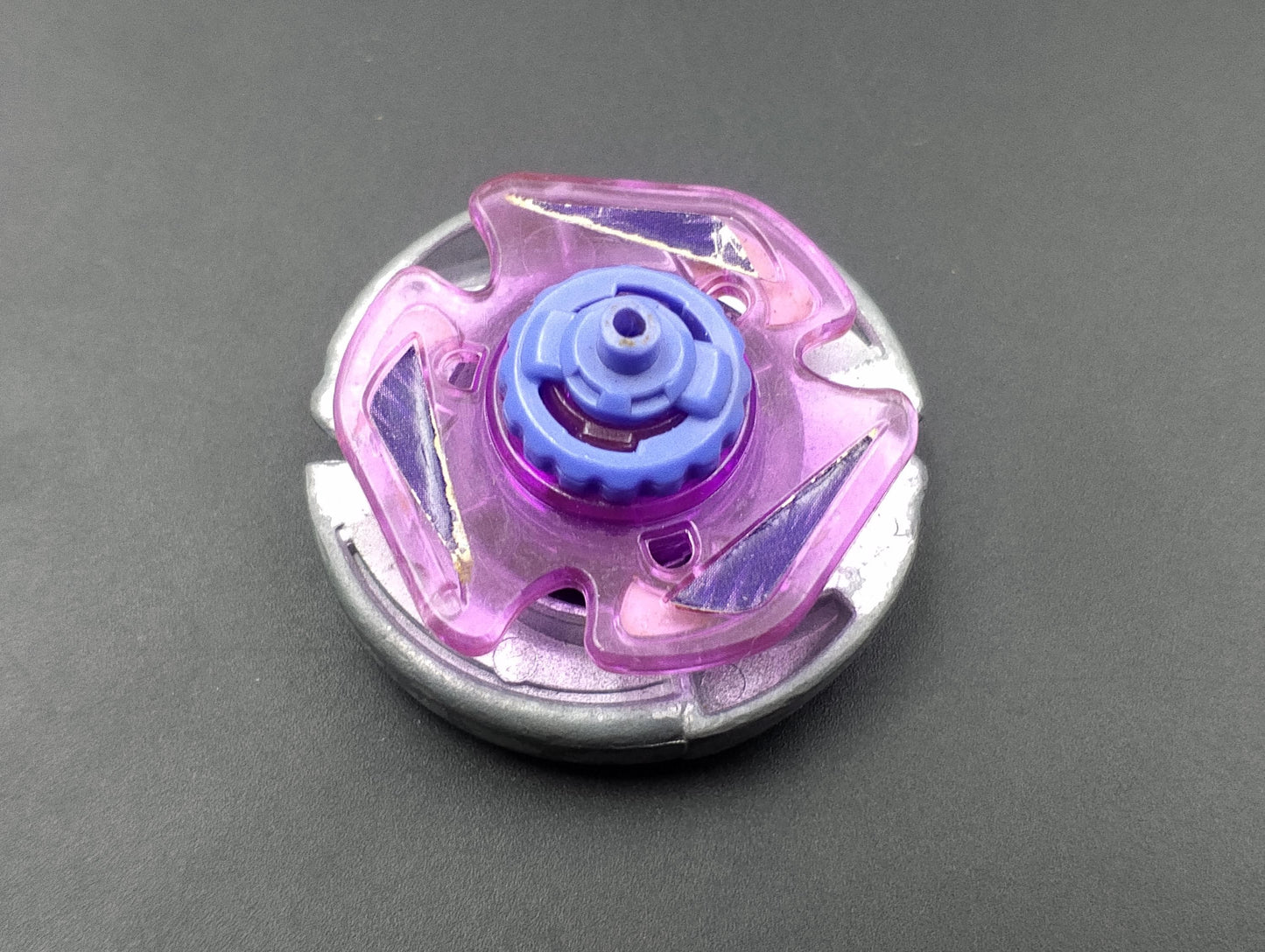 SKU BBM F21 | Beyblade metal fight Takara , Capricorn 100HF Purple