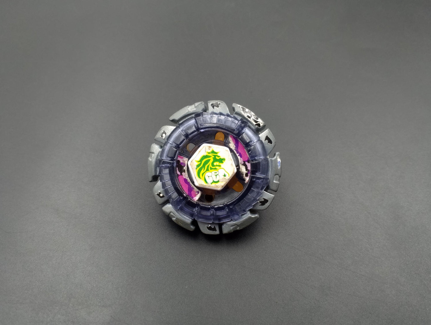 SKU BB03 F57 | Beyblade metal fight Takara , Black Dark Leone