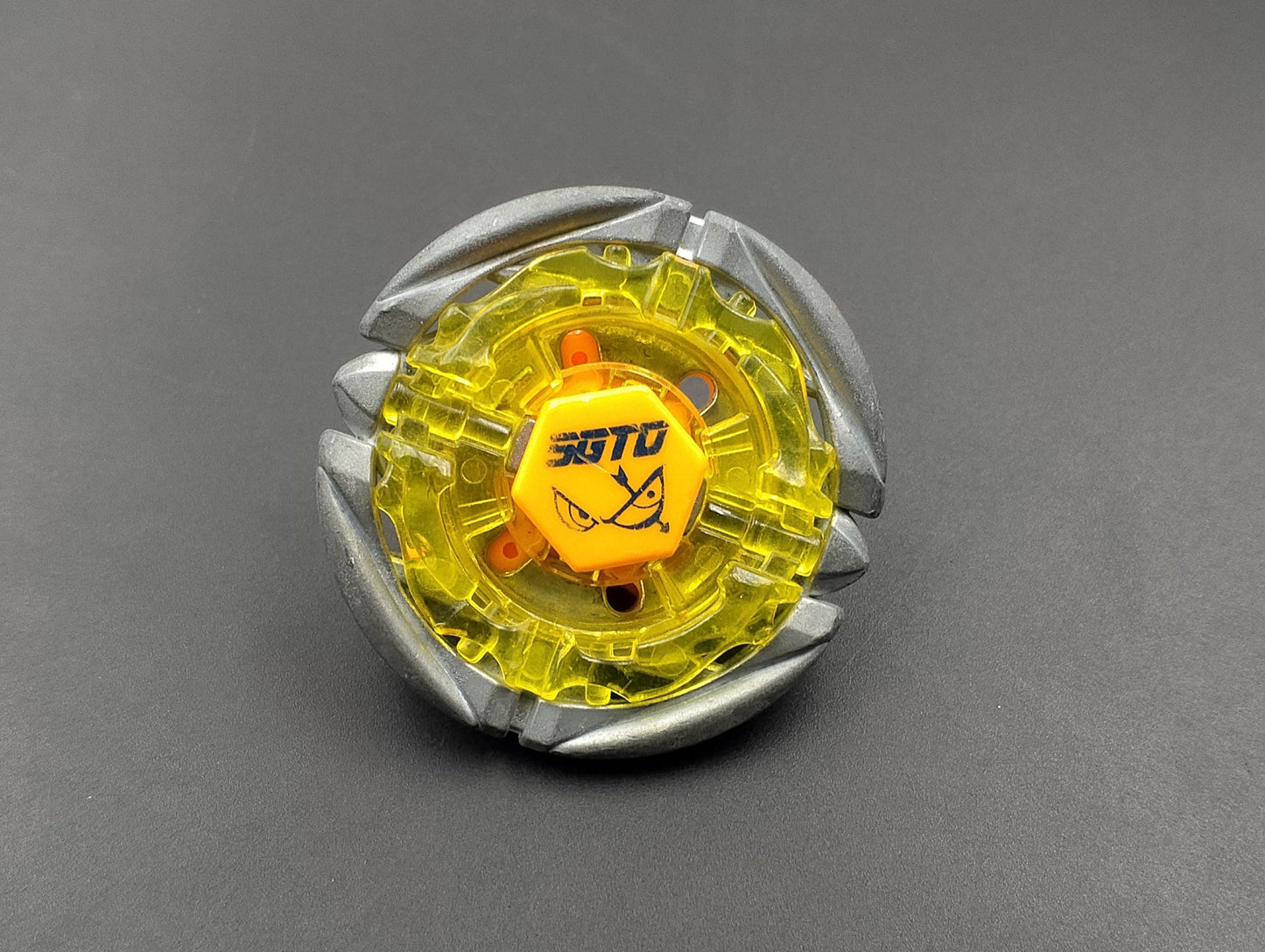 SKU BB03 F67 | Beyblade metal fight Takara , Yellow Flame Sagittario C145S