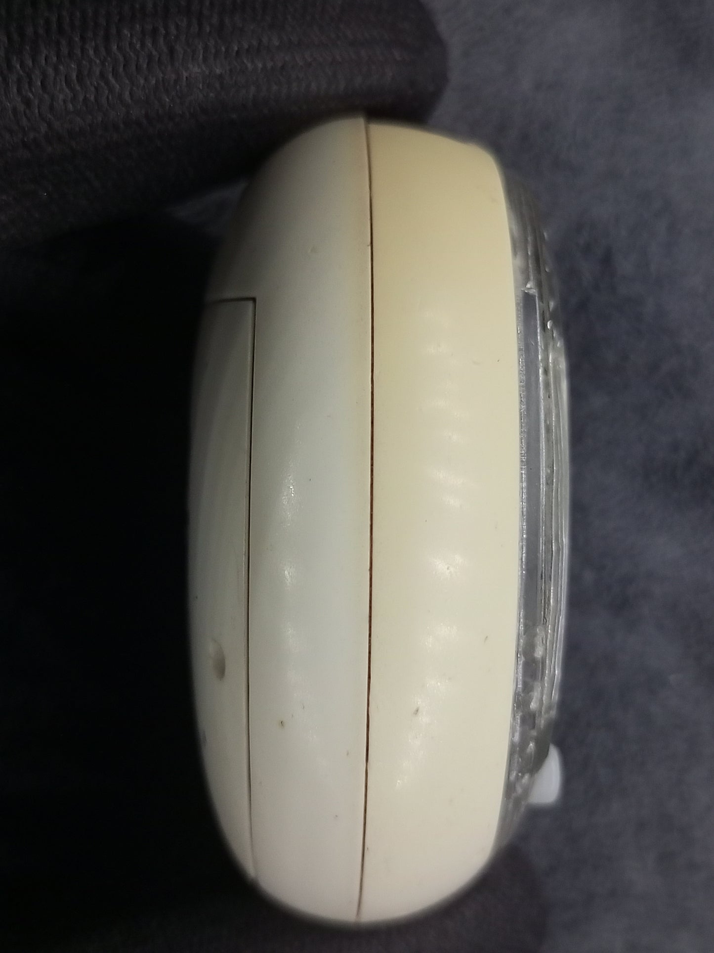 Tamagotchi ID L white Japan ver. , Bad shell dirty , (SKU VTVP01017) Japan
