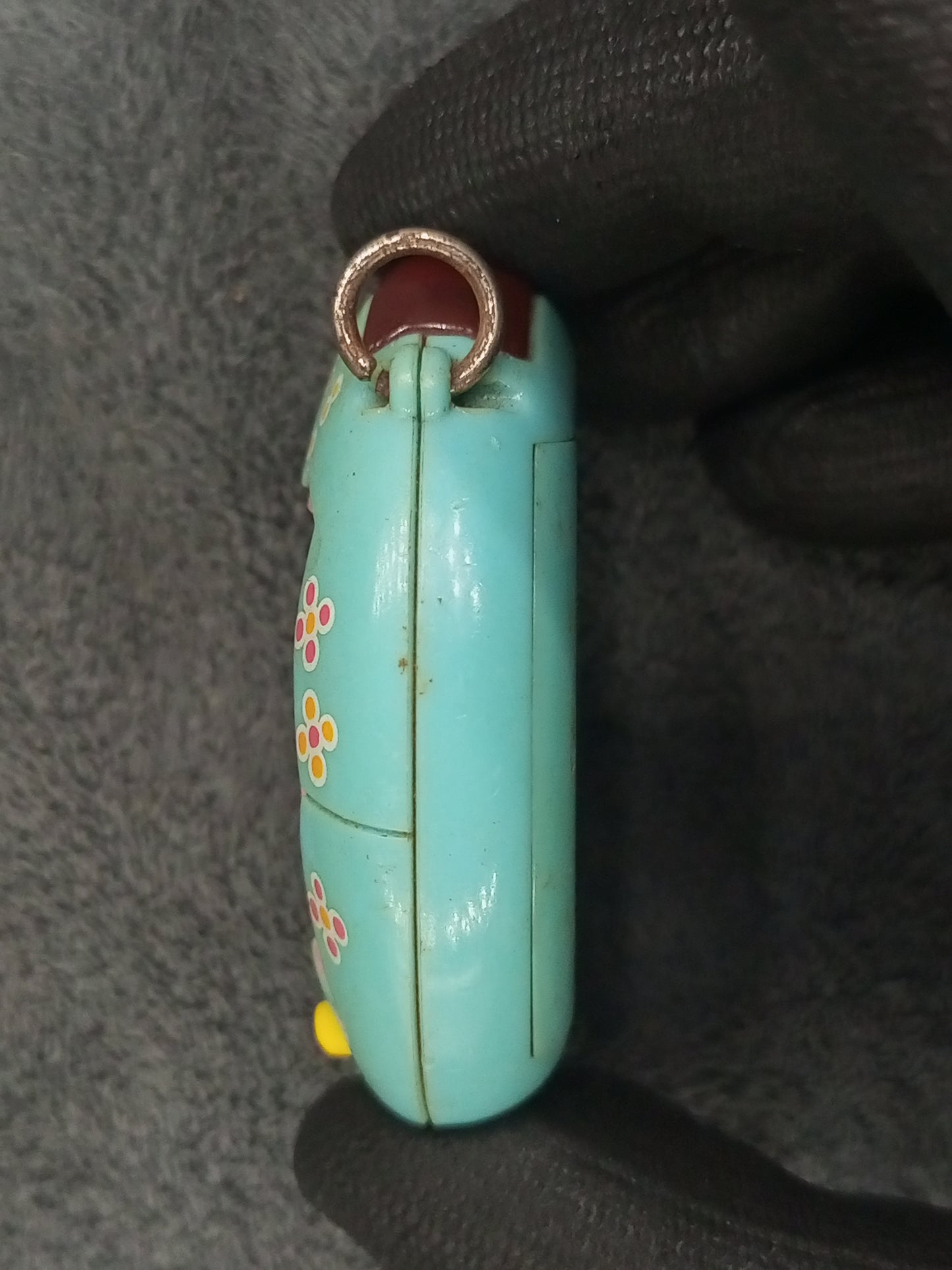 Tamagotchi connection version 4  Japan ,Blue  | Used , Its shell is dirty | SKU VTVP01111