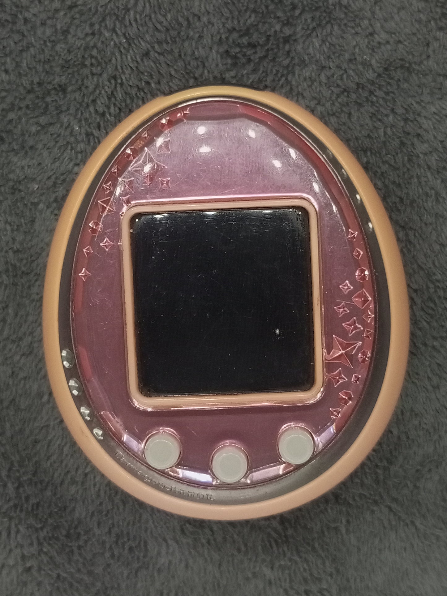 Tamagotchi ID L Pink Japan ver. | Bandai | Used ,Display yellowish 3-5%   Sunburned shell,  | SKU VTVP01174